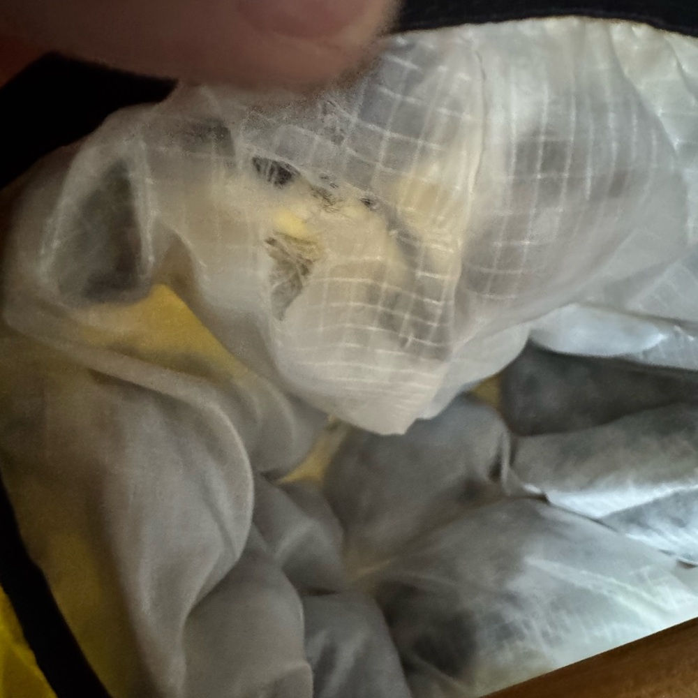 Nike Yellow Puffer Jacket - Picture 8 of 8
